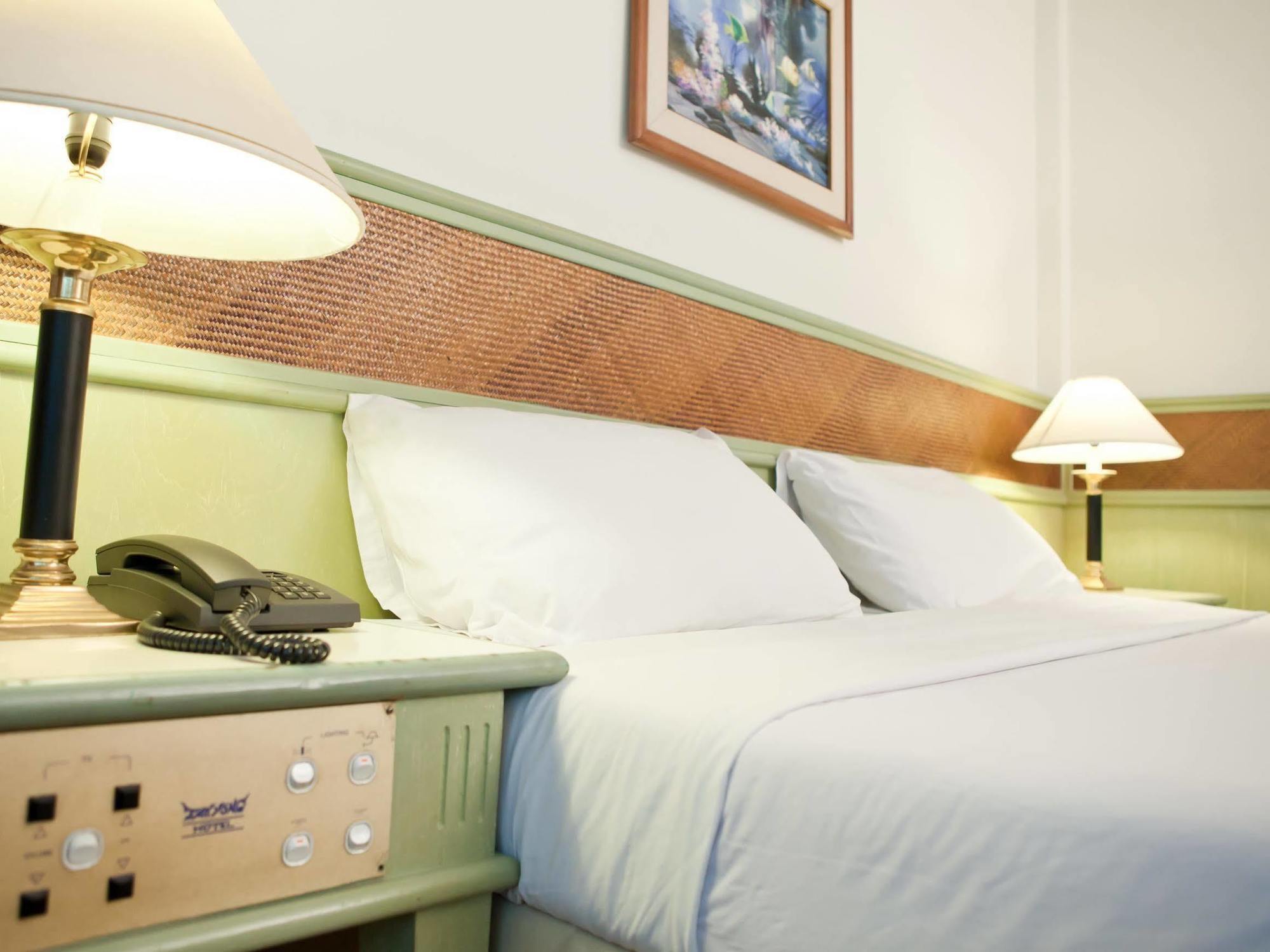 Tanyong Hotel Narathiwat Zewnętrze zdjęcie