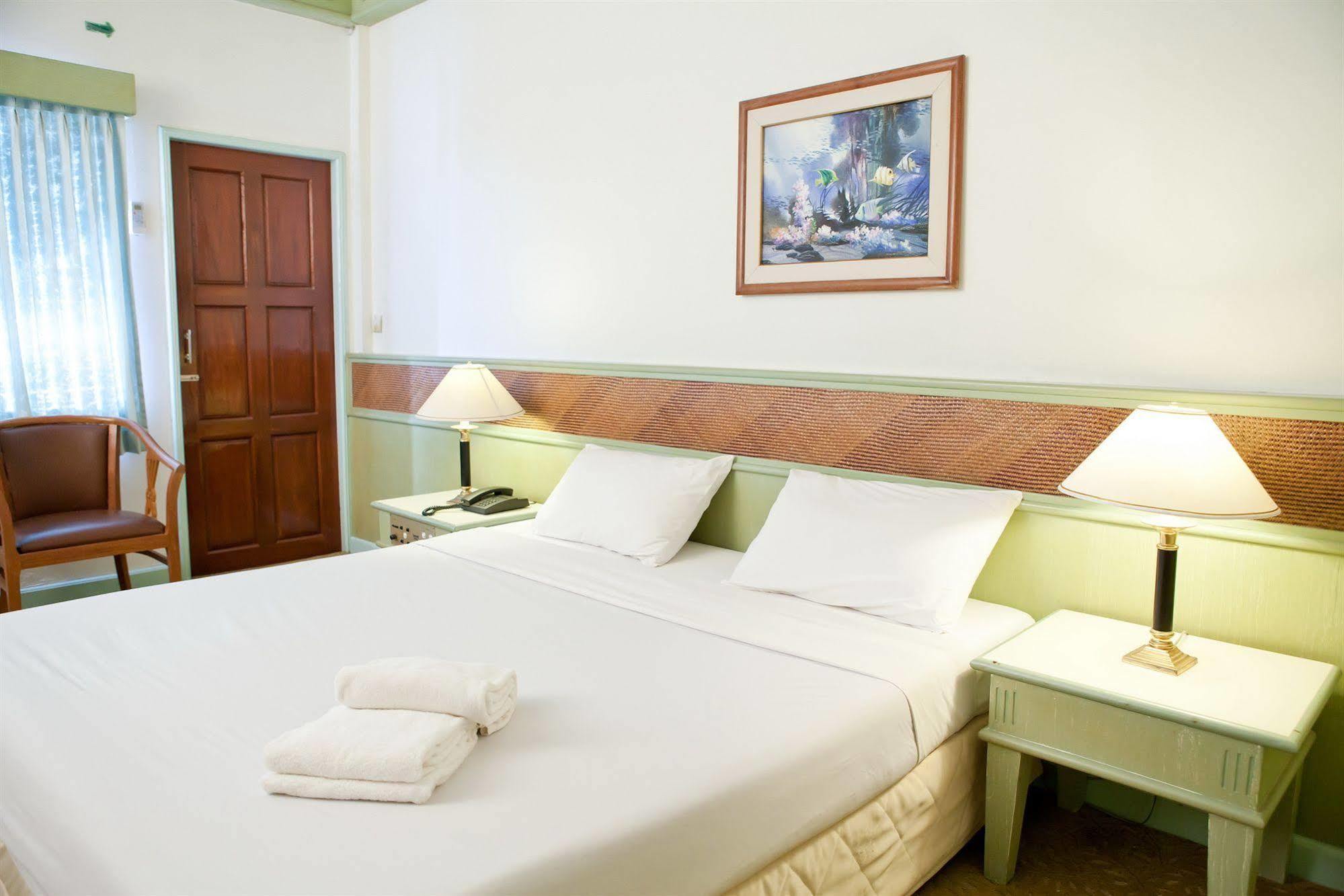 Tanyong Hotel Narathiwat Zewnętrze zdjęcie